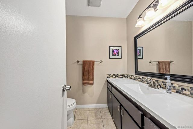 5700 Baltimore Drive 206, La Mesa, CA 91942