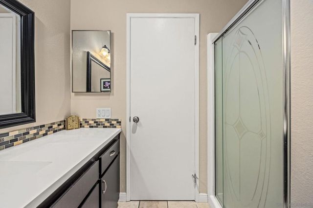 5700 Baltimore Drive 206, La Mesa, CA 91942