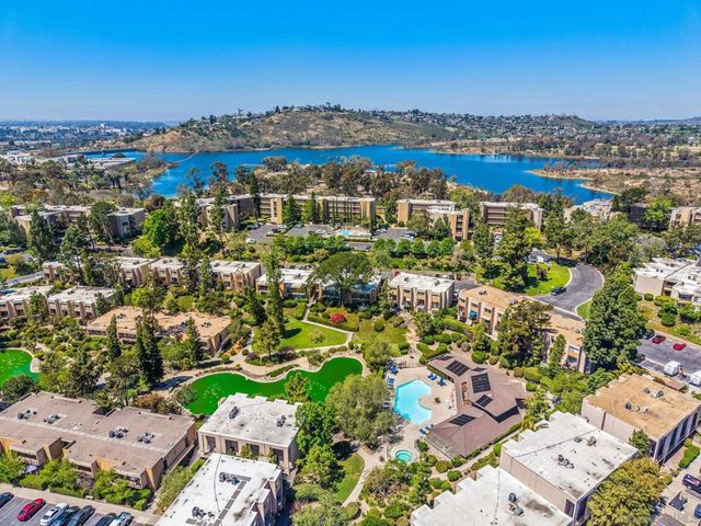 5700 Baltimore Drive 206, La Mesa, CA 91942