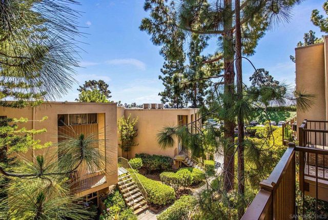 5700 Baltimore Drive 206, La Mesa, CA 91942