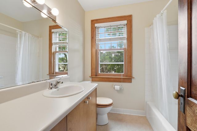 2140 Dayton Avenue, Saint Paul, MN 55104