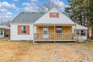 3237 12th Street, Rock Island, IL 61201