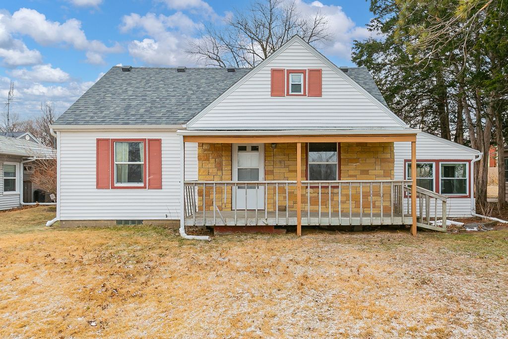 3237 12th Street, Rock Island, IL 61201