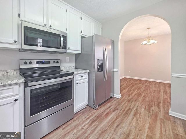 4445 Brookridge Drive, Loganville, GA 30052