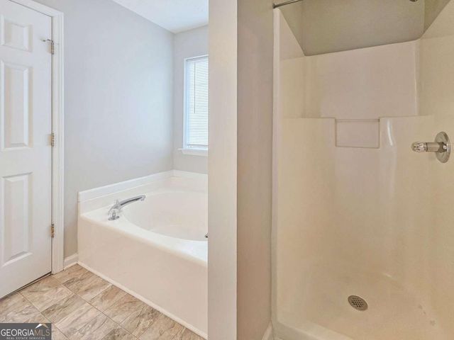 4445 Brookridge Drive, Loganville, GA 30052