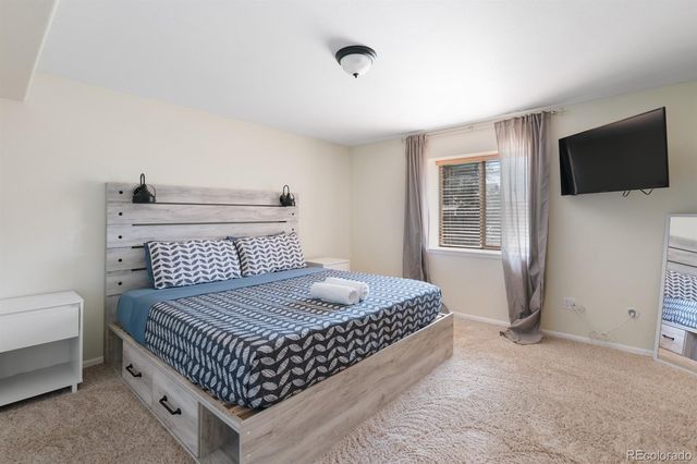 25 Sailing Way, Palmer Lake, CO 80133
