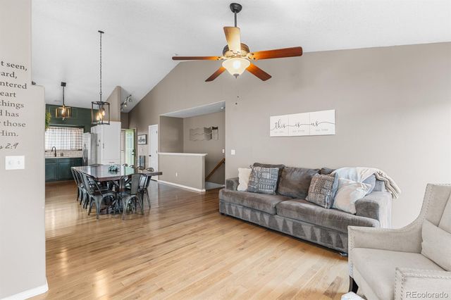 25 Sailing Way, Palmer Lake, CO 80133