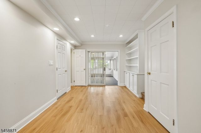 11 Suburban Rd, Clark Twp., NJ 07066