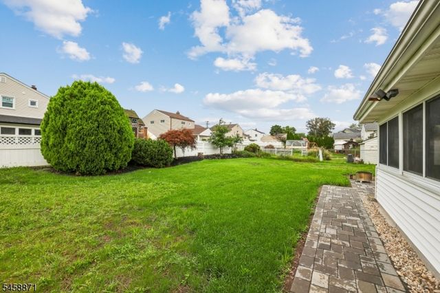 11 Suburban Rd, Clark Twp., NJ 07066