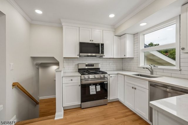 11 Suburban Rd, Clark Twp., NJ 07066