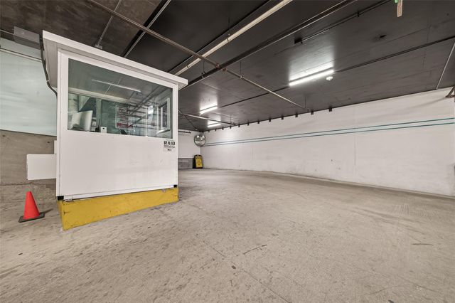 4521 San Felipe Street 2602, Houston, TX 77027