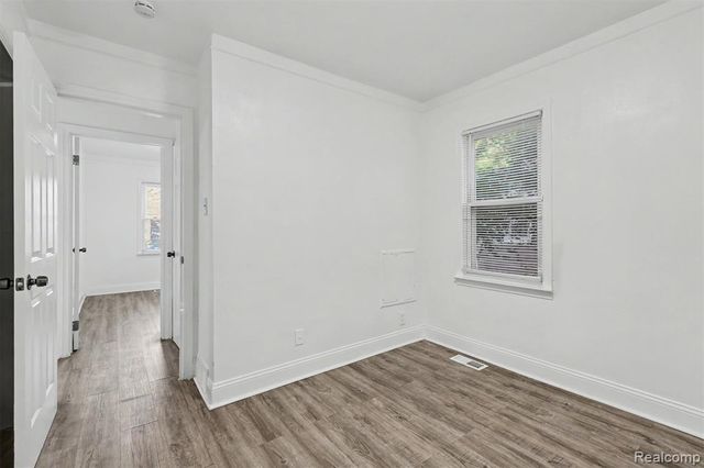 4721 Jackson Street, Dearborn Heights, MI 48125