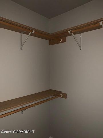 4000 Justin Circle, Anchorage, AK 99507