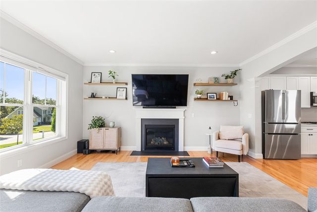 14 Minglewood Drive, Coventry, RI 02816
