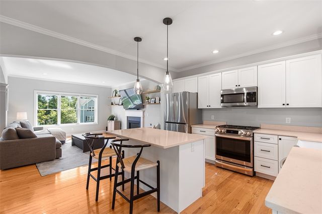 14 Minglewood Drive, Coventry, RI 02816