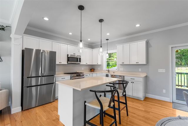 14 Minglewood Drive, Coventry, RI 02816