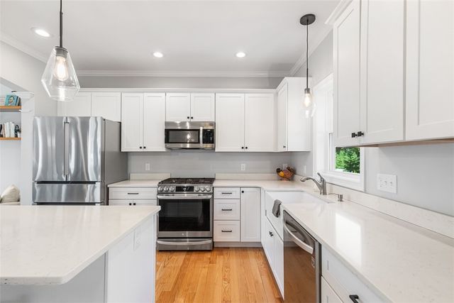 14 Minglewood Drive, Coventry, RI 02816