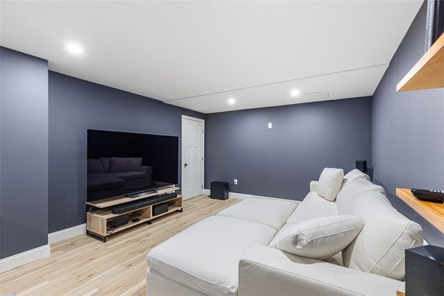 14 Minglewood Drive, Coventry, RI 02816