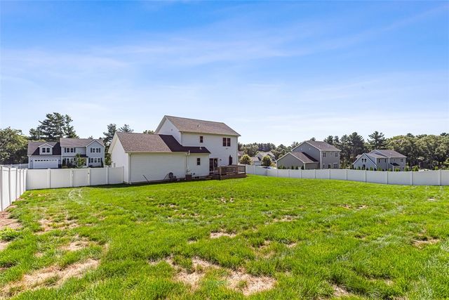 14 Minglewood Drive, Coventry, RI 02816