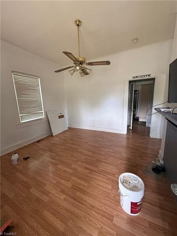 905 Beaumont Avenue, Burlington, NC 27217