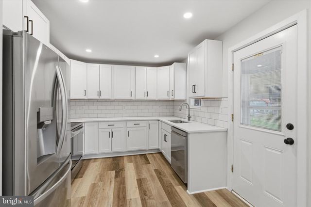 7258 FOREST AVE, Hanover, MD 21076