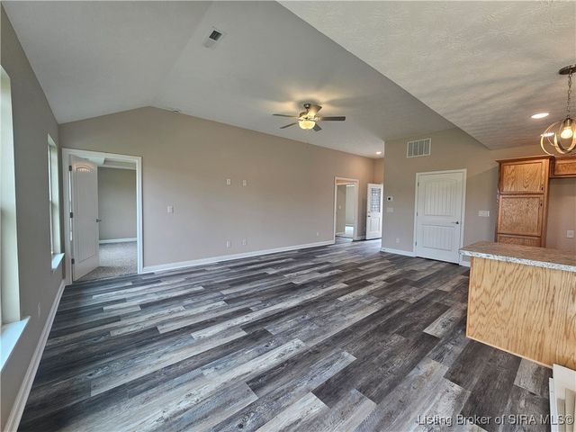 8186 Timber Lane NE 401, New Salisbury, IN 47161