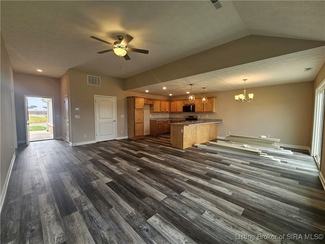 8186 Timber Lane NE 401, New Salisbury, IN 47161