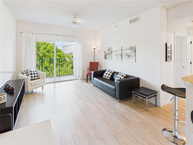6001 SW 70th Street 455, South Miami, FL 33143