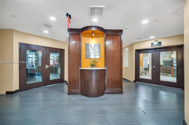 6001 SW 70th Street 455, South Miami, FL 33143