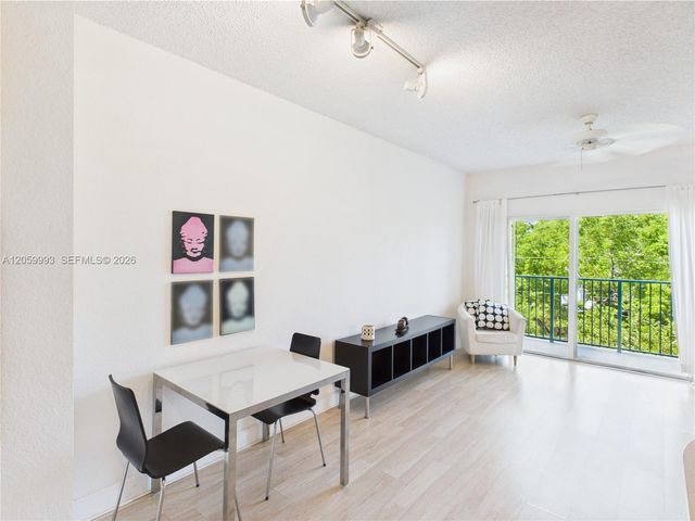 6001 SW 70th Street 455, South Miami, FL 33143