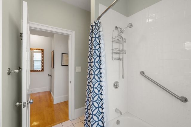 105 Pleasant St 2, Arlington, MA 02476