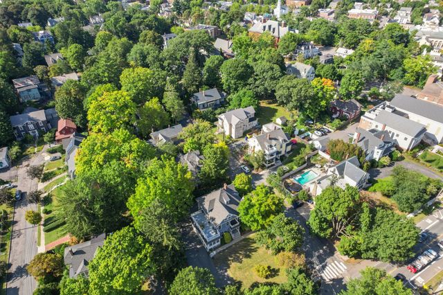 105 Pleasant St 2, Arlington, MA 02476