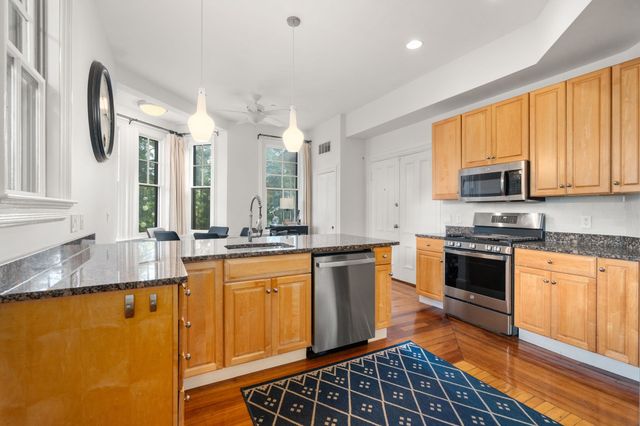 105 Pleasant St 2, Arlington, MA 02476