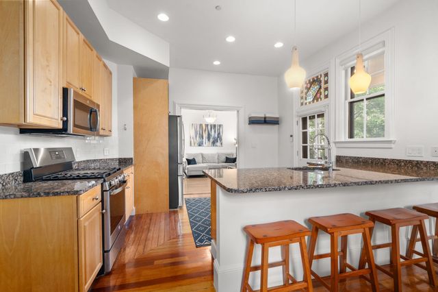 105 Pleasant St 2, Arlington, MA 02476