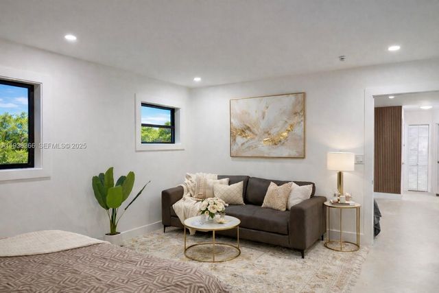 7904 SW 139th Ct, Miami, FL 33183