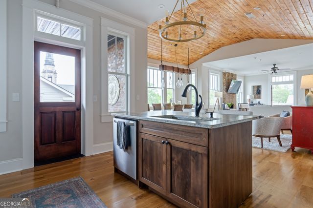 202 E 4th Avenue 5, Rome, GA 30161