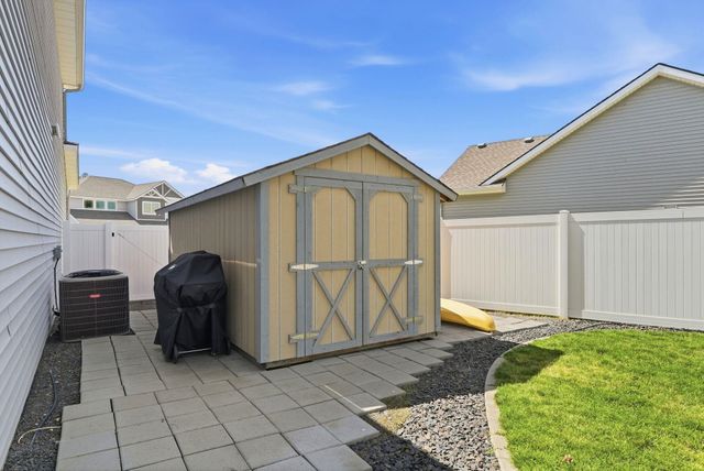 1421 S Clara Rd, Spokane, WA 99016