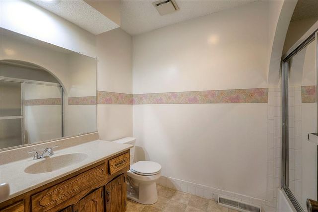 1202 W Elm Street, Greenwood, MO 64034