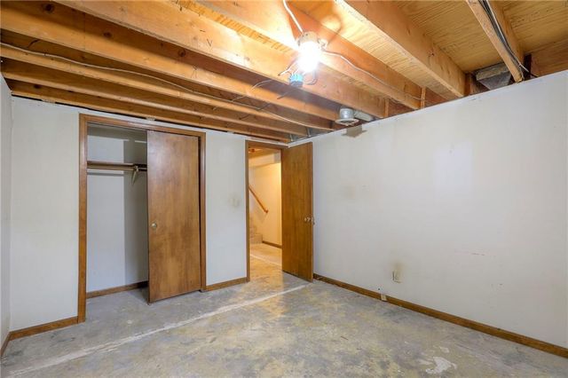 1202 W Elm Street, Greenwood, MO 64034