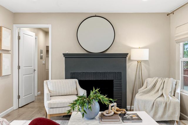5517 Helen Way, Sacramento, CA 95822