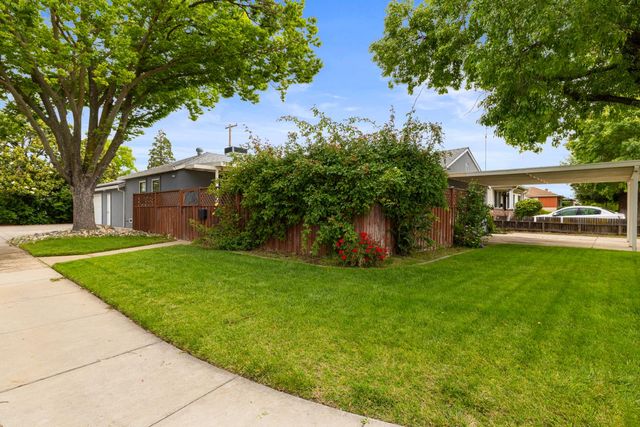 5517 Helen Way, Sacramento, CA 95822