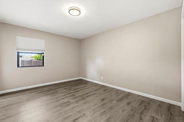 5517 Helen Way, Sacramento, CA 95822