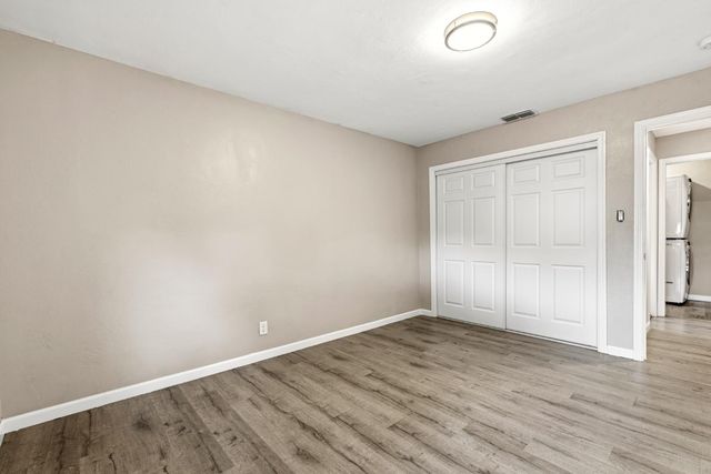 5517 Helen Way, Sacramento, CA 95822