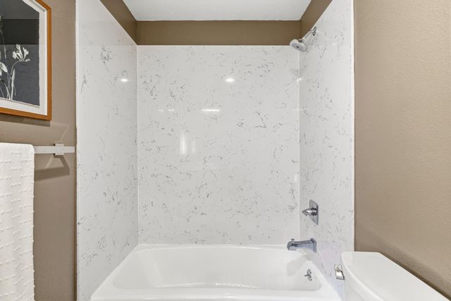 5517 Helen Way, Sacramento, CA 95822