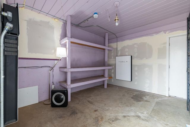 5517 Helen Way, Sacramento, CA 95822