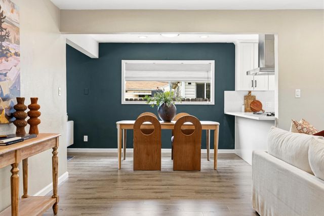 5517 Helen Way, Sacramento, CA 95822