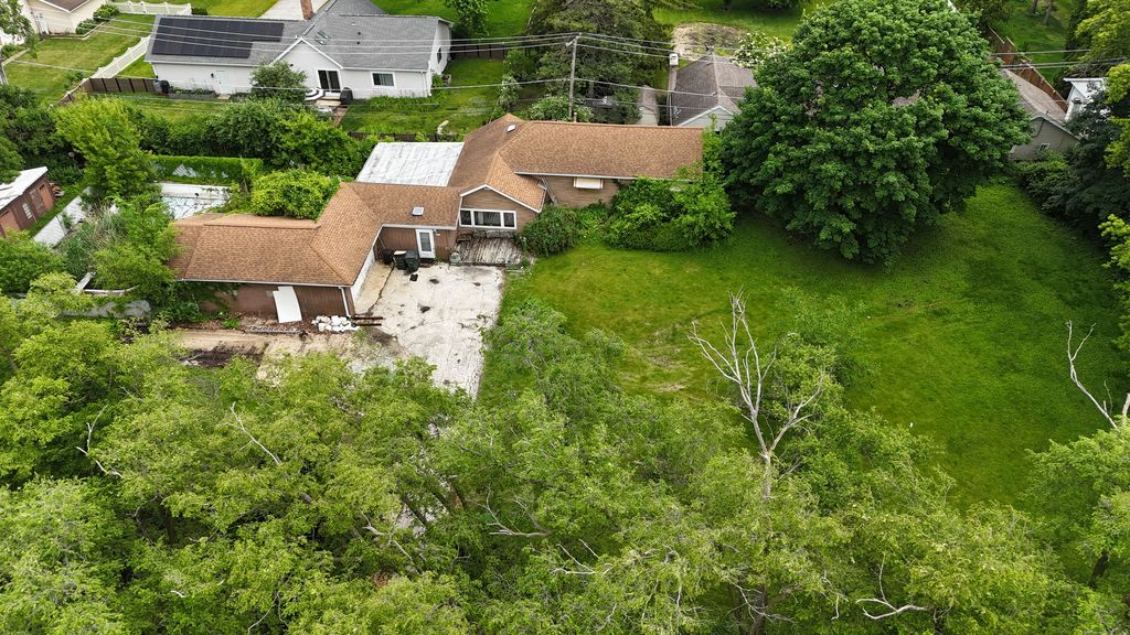 1017 S Ridge Avenue, Arlington Heights, IL 60005