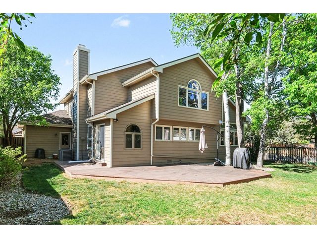 1502 River Oak Dr, Fort Collins, CO 80525