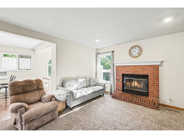 1502 River Oak Dr, Fort Collins, CO 80525