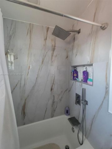 6606 Saltaire Ter, Margate, FL 33063